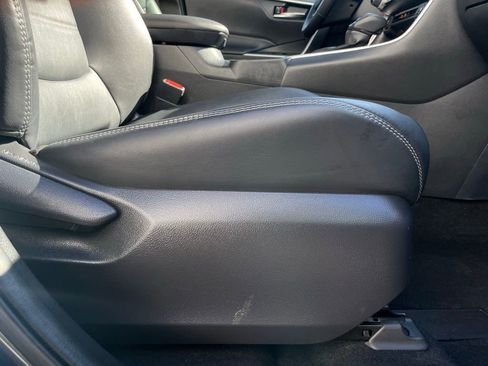 Used 2023 Toyota RAV4 XLE Premium image 29