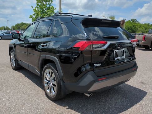 Certified 2021 Toyota RAV4 Limited AWD/4WD image 4