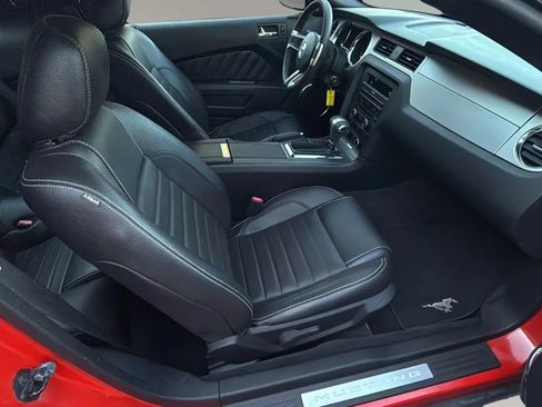 Used 2012 Ford Mustang Premium RWD image 18