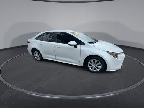 Used 2023 Toyota Corolla LE image 18