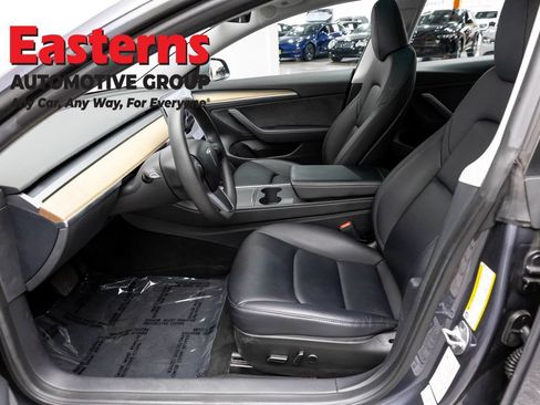 Used 2023 Tesla Model 3 Standard Range RWD image 13
