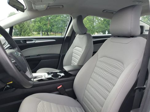 Used 2016 Ford Fusion S FWD image 8