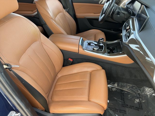 Used 2022 BMW X5 M50i AWD/4WD image 10