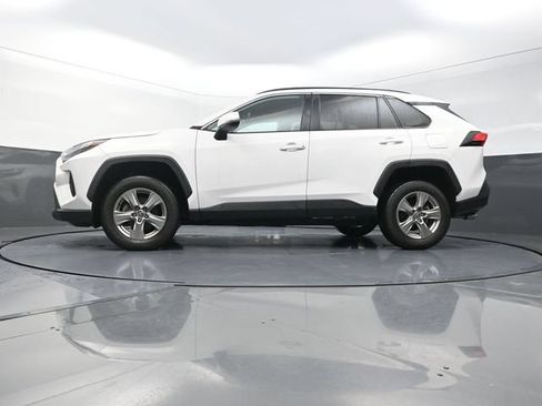 Used 2024 Toyota RAV4 XLE FWD image 34