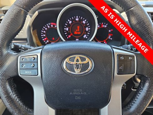 Used 2013 Toyota 4Runner Limited w/ Convenience Pkg AWD/4WD image 24