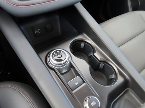 New 2026 Ford Explorer Active w/ Active Comfort Package image 13