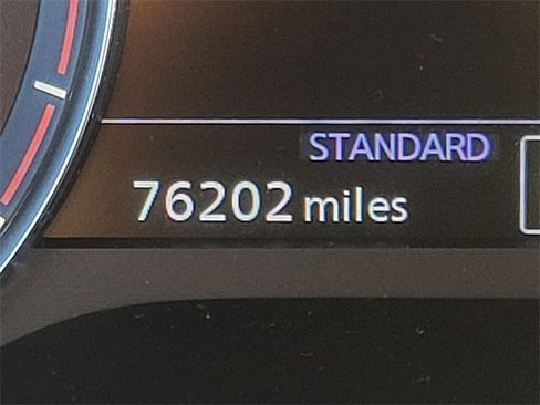 Used 2021 INFINITI QX50 Luxe w/ Appearance Package image 33