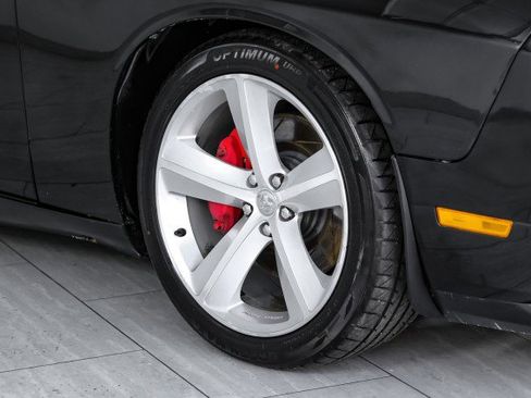 Used 2009 Dodge Challenger SRT8 w/ SRT Option Group II RWD image 47