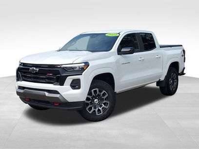 Used 2023 Chevrolet Colorado Z71 w/ Z71 Convenience Package 2