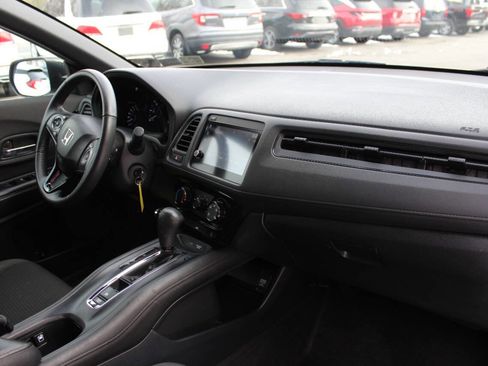 Used 2022 Honda HR-V Sport image 15