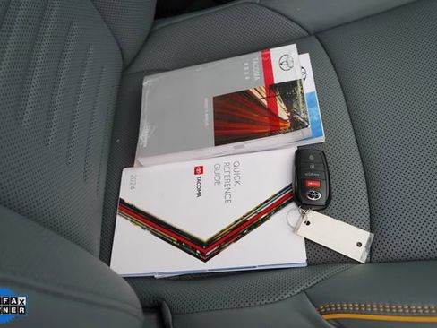 Used 2024 Toyota Tacoma Trailhunter image 88