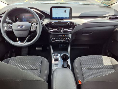 Certified 2023 Ford Escape Active AWD/4WD image 9