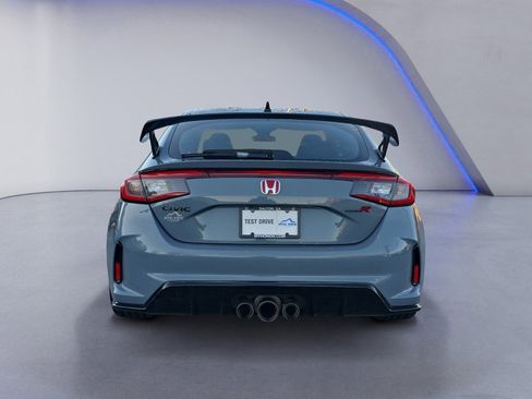 Used 2025 Honda Civic Type R image 4