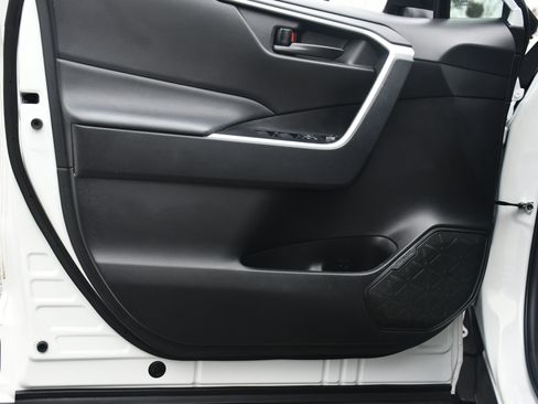 Certified 2023 Toyota RAV4 LE image 12