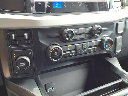 New 2026 Ford F350 XLT w/ XLT Premium Package AWD/4WD image 23
