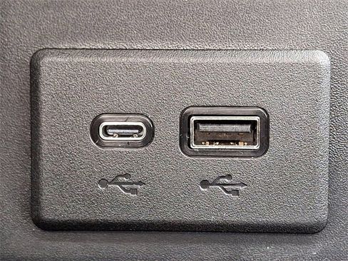 Certified 2025 Chevrolet Silverado 1500 LT Trail Boss w/ Convenience Package II image 25