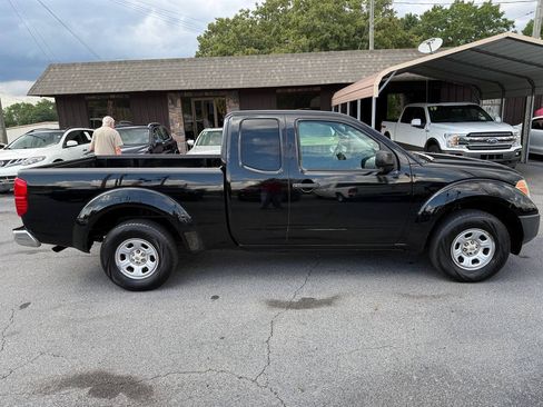 Used 2006 Nissan Frontier XE w/ (G01) XE Preferred Pkg RWD image 3