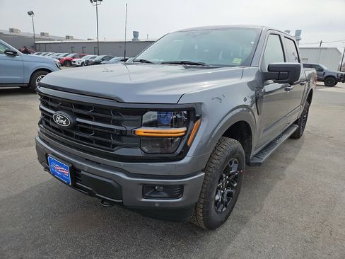 New 2026 Ford F150 XLT w/ Equipment Group 302A MID image 4