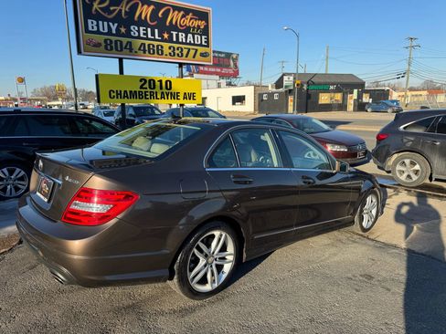 Used 2014 Mercedes-Benz C 300 4MATIC Sedan image 3
