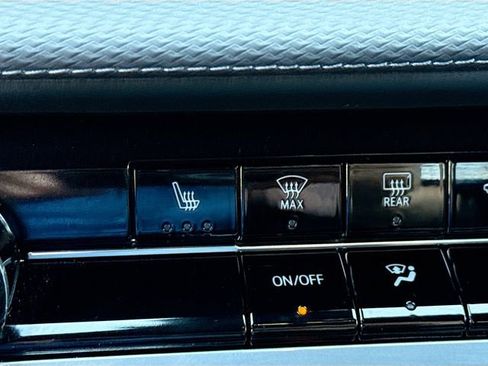 Used 2025 Chevrolet Equinox LT image 21