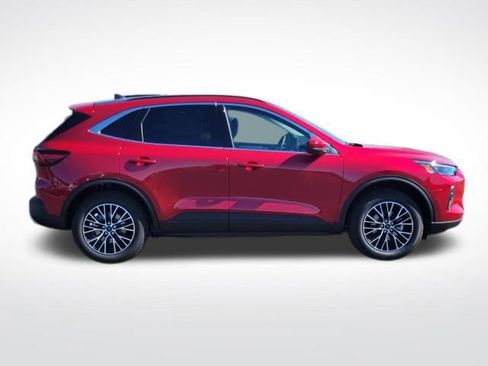 New 2026 Ford Escape SE w/ PHEV Premium Package image 9