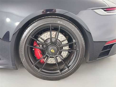 Certified 2024 Porsche 911 Targa 4 GTS AWD/4WD image 12