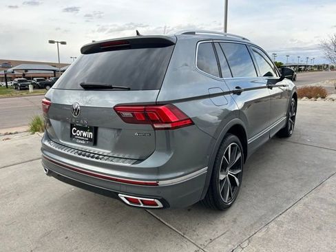 Used 2022 Volkswagen Tiguan SEL R-Line AWD/4WD image 8