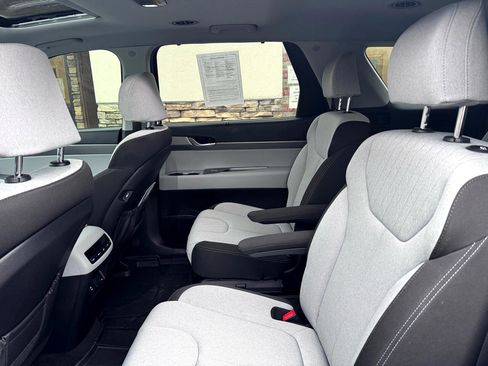 Used 2021 Hyundai Palisade SEL w/ Convenience Package image 13