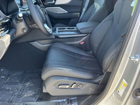 New 2026 Acura MDX SH-AWD image 10
