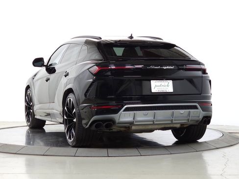 Used 2019 Lamborghini Urus AWD/4WD image 3