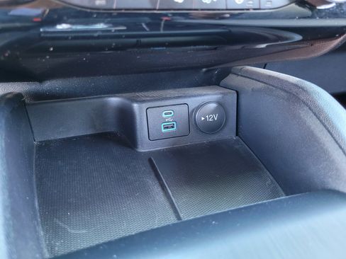 Used 2022 Ford Escape SE w/ Convenience Package FWD image 20