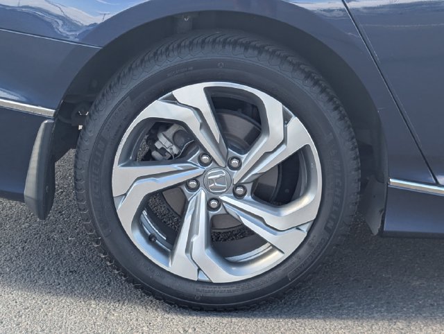 Certified 2018 Honda Accord EX image 8