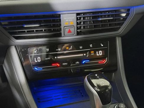 Certified 2025 Volkswagen Jetta SEL FWD image 18