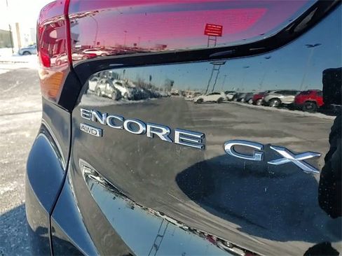 Used 2023 Buick Encore GX Essence w/ Experience Buick Package image 5