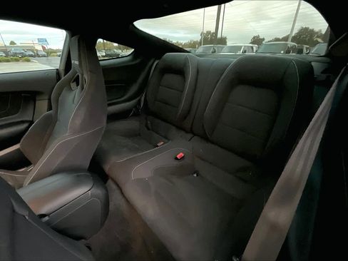 Used 2018 Ford Mustang Shelby GT350 w/ Electronics Package image 28