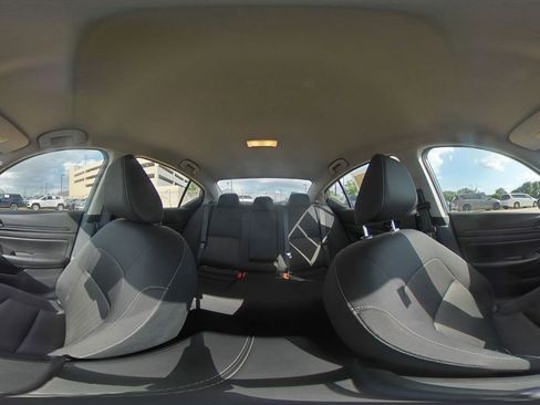 Used 2024 Nissan Altima 2.5 S image 41