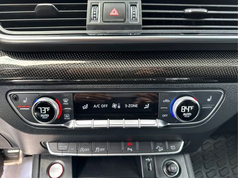 Used 2023 Audi SQ5 Premium Plus w/ Premium Plus Package image 28