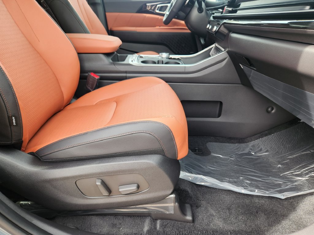New 2027 Kia Carnival SX Prestige FWD image 12