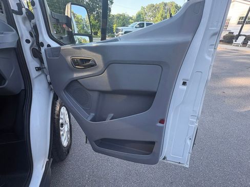 Used 2016 Ford Transit 150 130 Low Roof w/ Exterior Upgrade Package RWD image 20