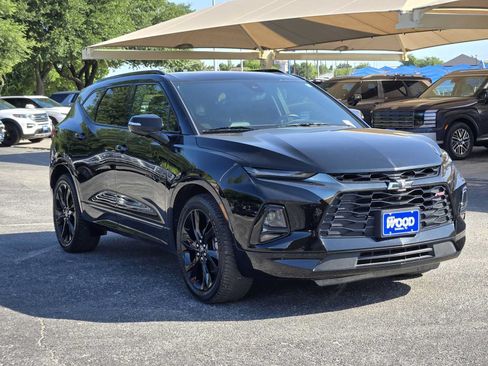 Certified 2019 Chevrolet Blazer RS FWD image 3