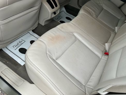 Used 2011 Ford Taurus SEL w/ 201A Rapid Spec Order Code image 9