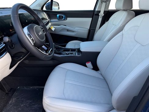 New 2025 Kia Sorento S w/ Panoramic Sunroof Package image 9