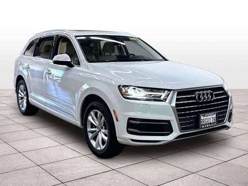 Used 2019 Audi Q7 2.0T Premium w/ Convenience Package AWD/4WD image 2