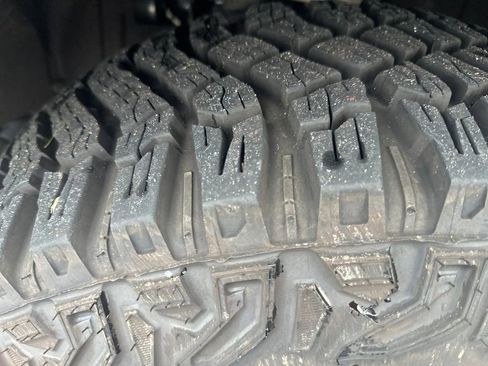 Used 2024 Ford Bronco Black Diamond image 22