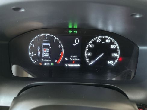 Used 2024 Honda HR-V LX image 10
