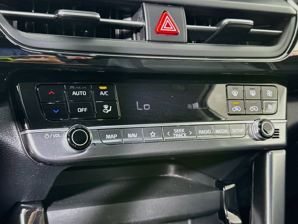 Used 2024 Kia Seltos X-Line AWD/4WD image 8