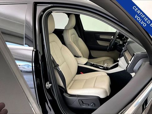 Used 2023 Volvo XC40 B5 Plus w/ Protection Package Premier image 10