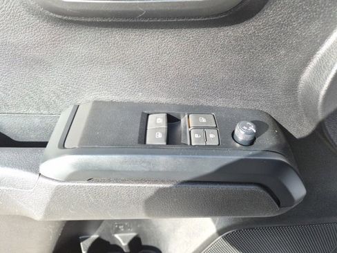 Used 2022 Toyota Tacoma SR w/ SX Package image 13