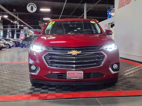Used 2021 Chevrolet Traverse High Country AWD/4WD image 2