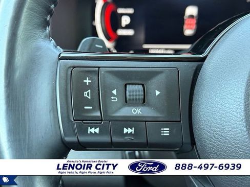 Used 2023 Nissan Pathfinder Platinum w/ Cargo Package FWD image 20